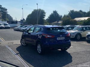 Nissan Qashqai 2016 1.6 Diesel automatic - Image 3