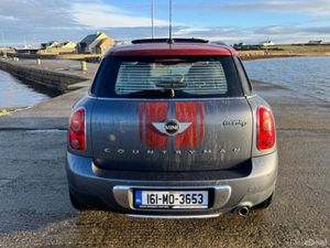 Mini Countryman 1.6 Diesel~Park Lane Ed~1 Owner - Image 4