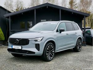 Volvo XC90 T8 PLUS PRO AWD DARK THEME, 360 CAMERA, - Image 3