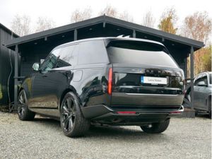 Land Rover Range Rover SE P440E 3.0 PHEV, PAN ROOF - Image 4