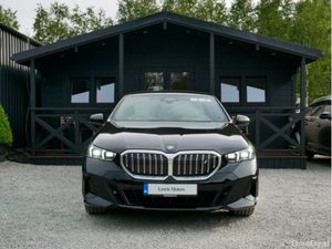 BMW i5 E-DRIVE 40 M SPORT, BEIGE LEATHER, HARMAN K - Image 2