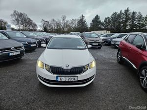 Skoda Octavia COM Style 1.6tdi 115HP 4DR - Image 2