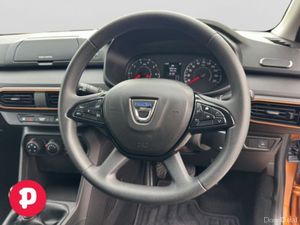 Dacia Sandero Stepway Essential TCE 100 LPG - Stra - Image 2