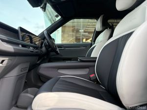 Kia EV9 GT Line ( 7 Seats ) (3.9% Finance Availabl - Image 2