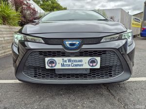 Toyota Corolla 1.8 HYBRID S-TOURING / TAX €170 - Image 4