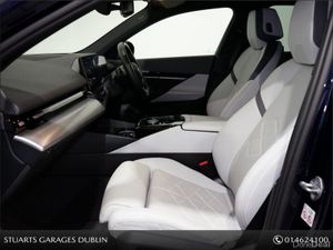 BMW 5-Series 530e M-SPORT PHEV: TANZANITE BLUE WIT - Image 3