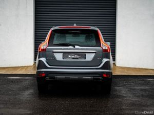 Volvo XC60 SE NAV D4 - Image 4