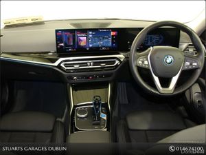 BMW i4 I4 eDrive 40 SPORT ALPINE WHITE WITH HALF B - Image 4