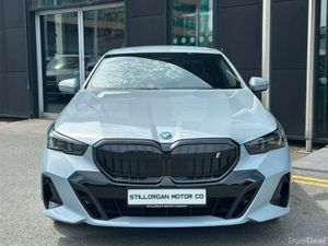 BMW i5 40e M-Sport Pro Auto EV - Image 3