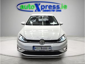 Volkswagen Golf 1.2 TSI Automatic, Reversing camer - Image 3