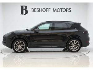 Porsche Cayenne V6 E-HYBRID=PAN ROOF//LOW MILES//1 - Image 2