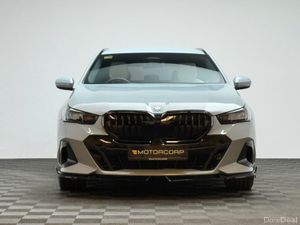 BMW 5-Series 530E M SPORT *SMOKE WHITE INTERIOR* - Image 2