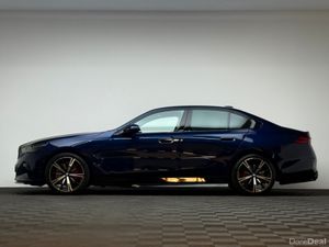 BMW 5-Series 530E M SPORT PRO - Image 4