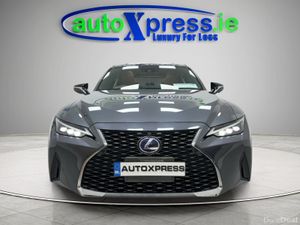 Lexus IS Panoramic Sunroof VERSION L - Image 3