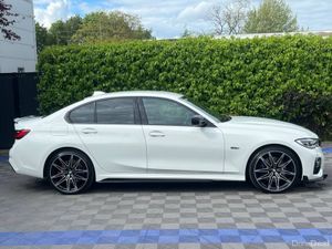 BMW 3-Series 330e M-SPORT COMPETITION 2.0 HYBRID / - Image 2