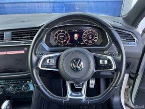 Volkswagen Tiguan R-LINE 4MOTION 2.0 TDI // BRAND - Image 4