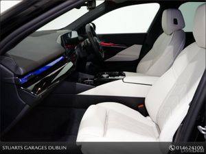 BMW 5-Series COMFORT PACK, TECH PACK AND 20” ALLOY - Image 3