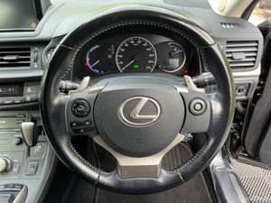 Lexus CT 1.8 HYBRID // CRUISE CONTROL // 17" ALLOY - Image 4