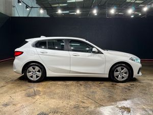 BMW 1-Series 1.5 AUTOMATIC - ALLOY WHEELS - CRUISE - Image 3