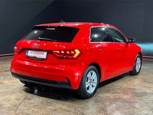 Audi A1 1.0 AUTOMATIC - FACTORY ALLOYS - REAR CAME - Image 4
