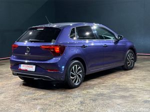 Volkswagen Polo 1.0 AUTOMATIC - UPGRADED FACTORY A - Image 4