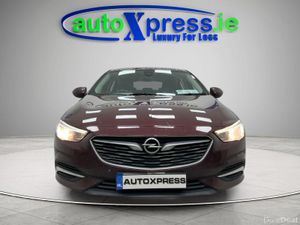 Opel Insignia 1.6 Grand Sport, Manual - Image 2