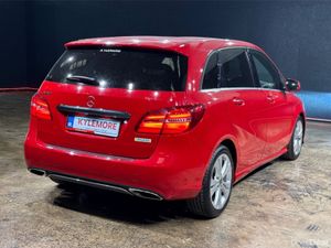 Mercedes-Benz B-Class 1.6 AUTOMATIC B180 - BLACK H - Image 4