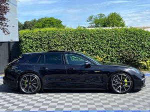 Porsche Panamera 4 SPORT TURISMO 462 BHP V6 2.8 E- - Image 4