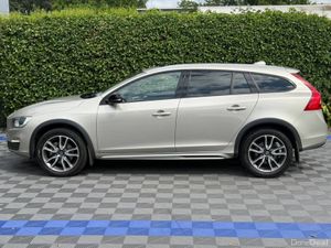 Volvo V60 CROSS COUNTRY D4 CLASSIC 2.0 D // OPENIN - Image 4