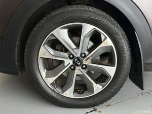 Kia Stonic K2 5DR - Image 3