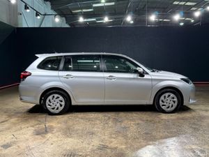 Toyota Corolla 1.5 HYBRID ESTATE - PUSH BUTTON STA - Image 3