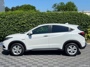 Honda Vezel 1.5 HYBRID AUTO // 16" ALLOYS // ADAPT - Image 3