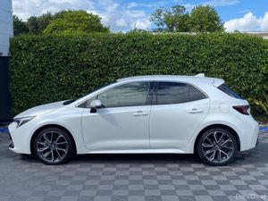 Toyota Corolla GZ SPORT 1.8 HYBRID AUTO // VERY LO - Image 3