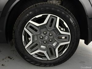 Hyundai Santa Fe Premium Phev 5DR Auto - Image 3