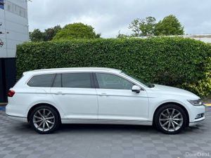Volkswagen Passat VARIANT HIGHLINE 2.0 TDI AUTO // - Image 2