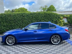 BMW 3-Series 330e M-SPORT COMPETITION 2.0 HYBRID / - Image 3
