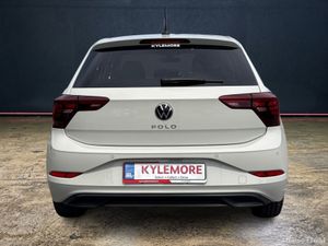 Volkswagen Polo 1.0 AUTOMATIC - FACTORY ALLOYS - P - Image 4