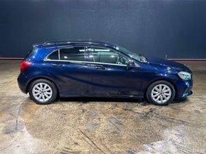 Mercedes-Benz A-Class 1.6 AUTOMATIC - STYLE EDITIO - Image 3