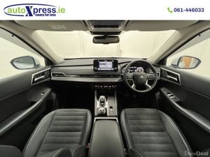 Mitsubishi Outlander PHEV 4WD G, Automatic, Revers - Image 2