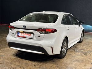 Toyota Corolla 1.5 HYBRID AUTOMATIC - NEW MODEL - - Image 4