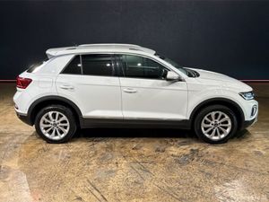 Volkswagen T-Roc 1.5 TSI AUTOMATIC - CRUISE CONTRO - Image 3