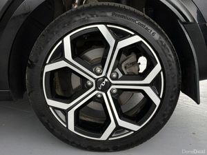 Kia Niro HEV K3 5DR Auto - Image 3