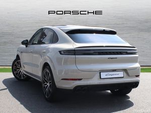 Porsche Cayenne E-Hybrid Coupé Black Edition (New) - Image 2