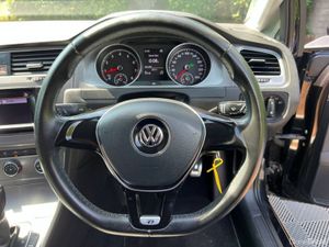 Volkswagen Golf R-LINE PACK 1.2 TSI AUTO // NEW 19 - Image 4