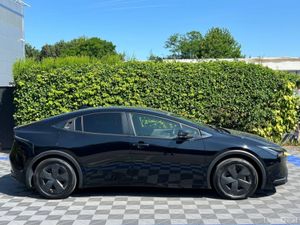 Toyota Prius 1.8 HYBRID AUTO // DIGITAL CLUSTER // - Image 2