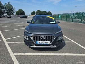 Hyundai KONA 1.0 PETROL, EXECUTIVE MODEL, LOW MILE - Image 4