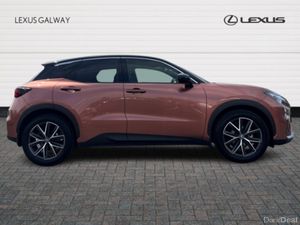 Lexus LBX 1.5H EMOTION Hybrid SUV // Heated Mirror - Image 3