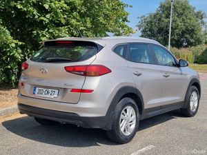 €15900Hyundai Tucson 2020 diesel ⛽️ nct&tax €15900 - Image 3