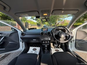 ✅ New: Car Play. Reverse Cam. NCT 8/27. Automatic - Image 2