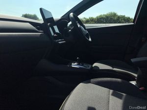 Reanult Captur Techno Hybrid 160 - Image 3